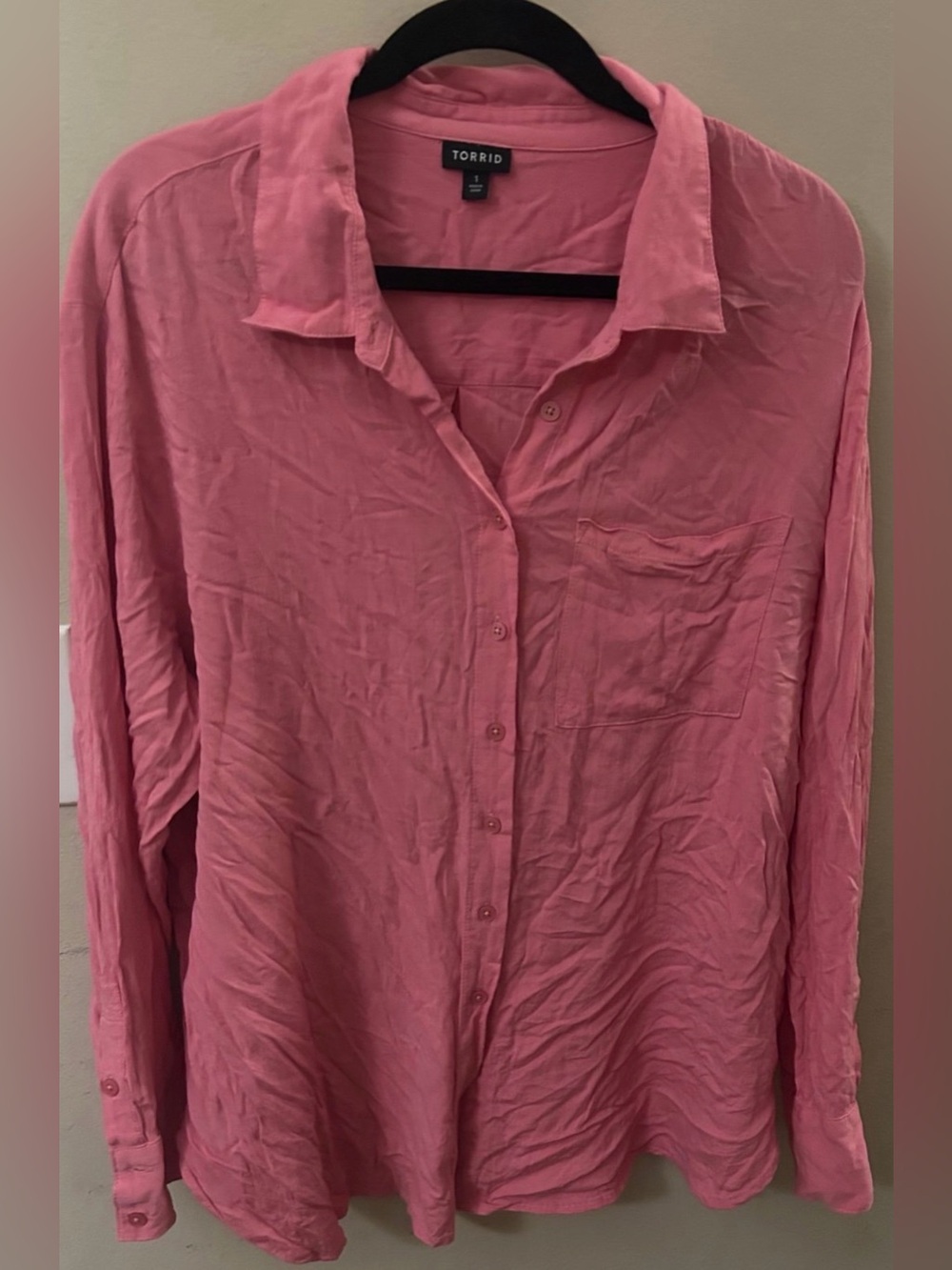 torrid Pink Long-Sleeve Button-Down Shirt size 1